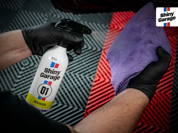Uniwersalny środek czyszczący do wnętrza Insider Interior Cleaner - aplikacja